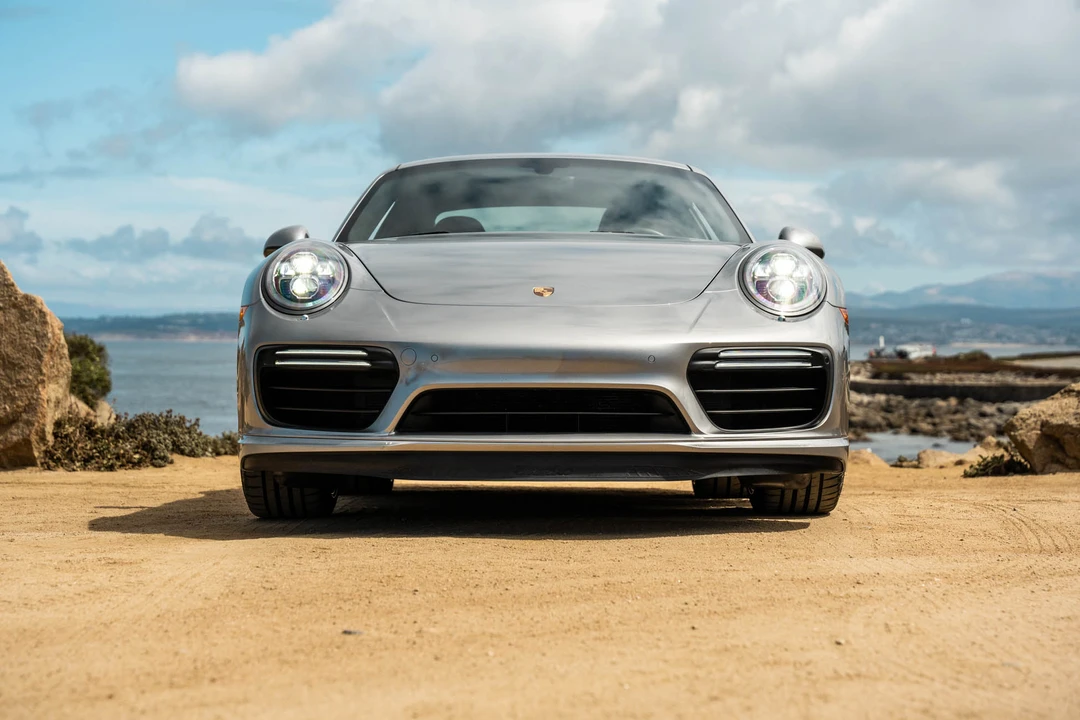 2017 Porsche 991 Turbo - Image 16 of 31
