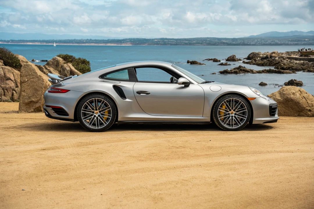2017 Porsche 991 Turbo - Image 23 of 31