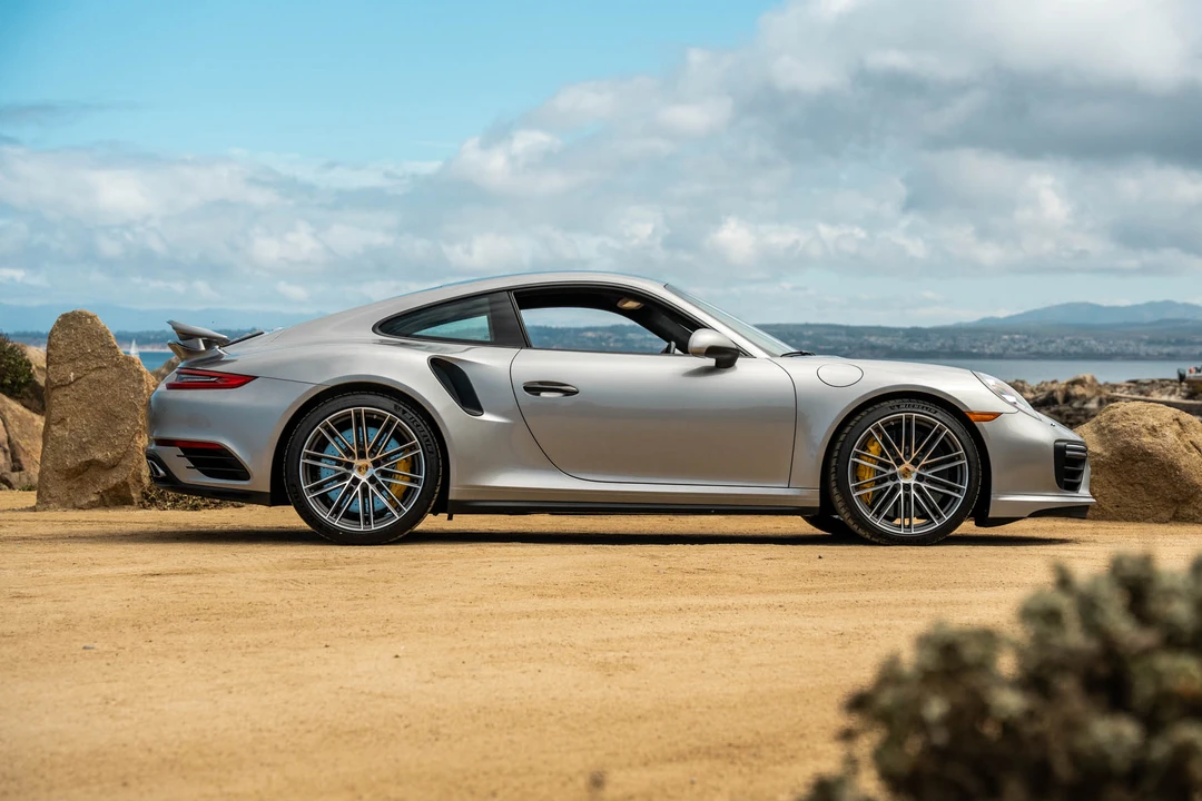 2017 Porsche 991 Turbo - Image 24 of 31