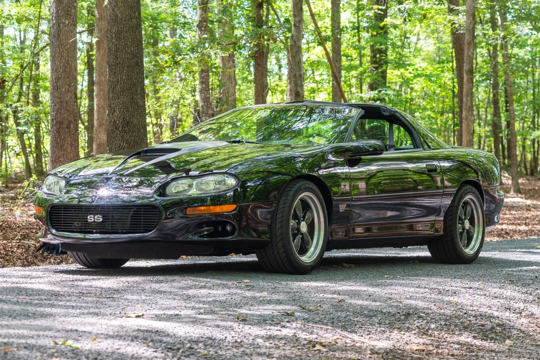 2001 Chevrolet Camaro SS 4th Gen - Image 10 of 31