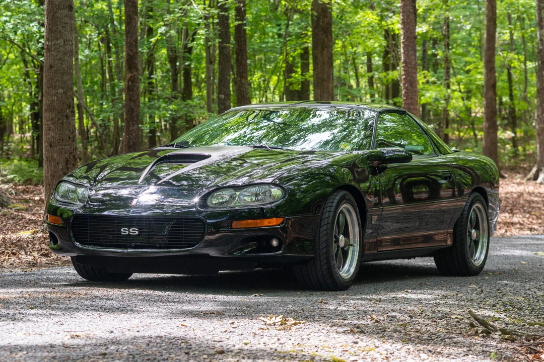 2001 Chevrolet Camaro SS 4th Gen - Image 9 of 31