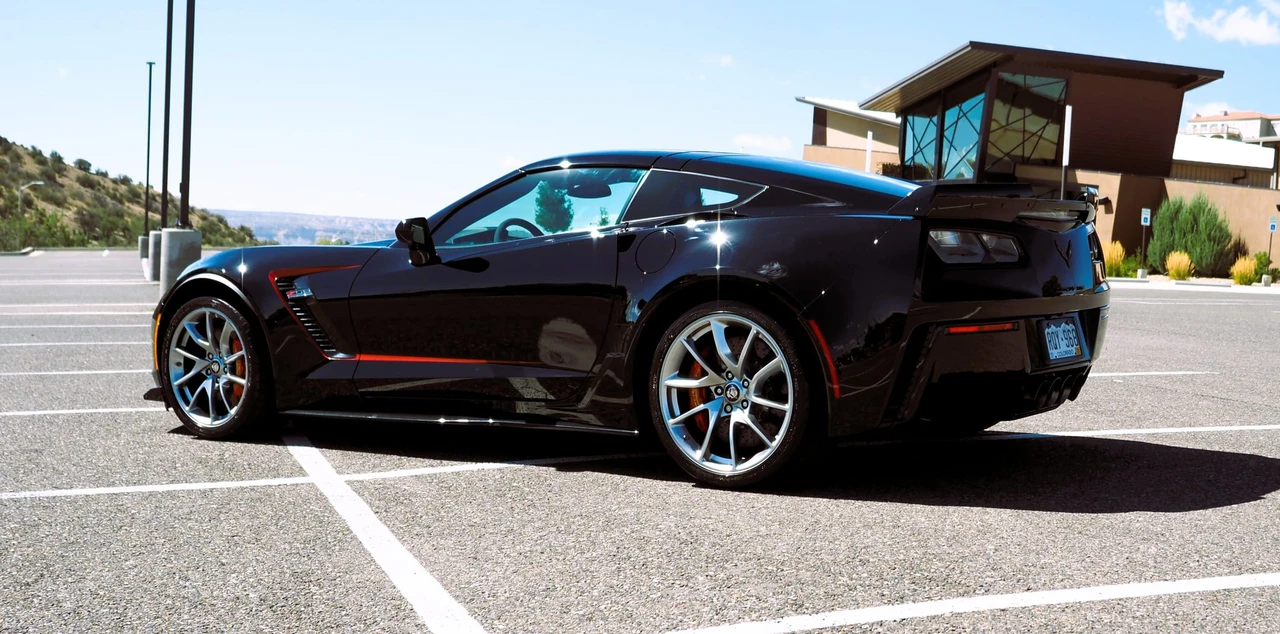 2016 Chevrolet Corvette C7 Z06 - Image 18 of 31