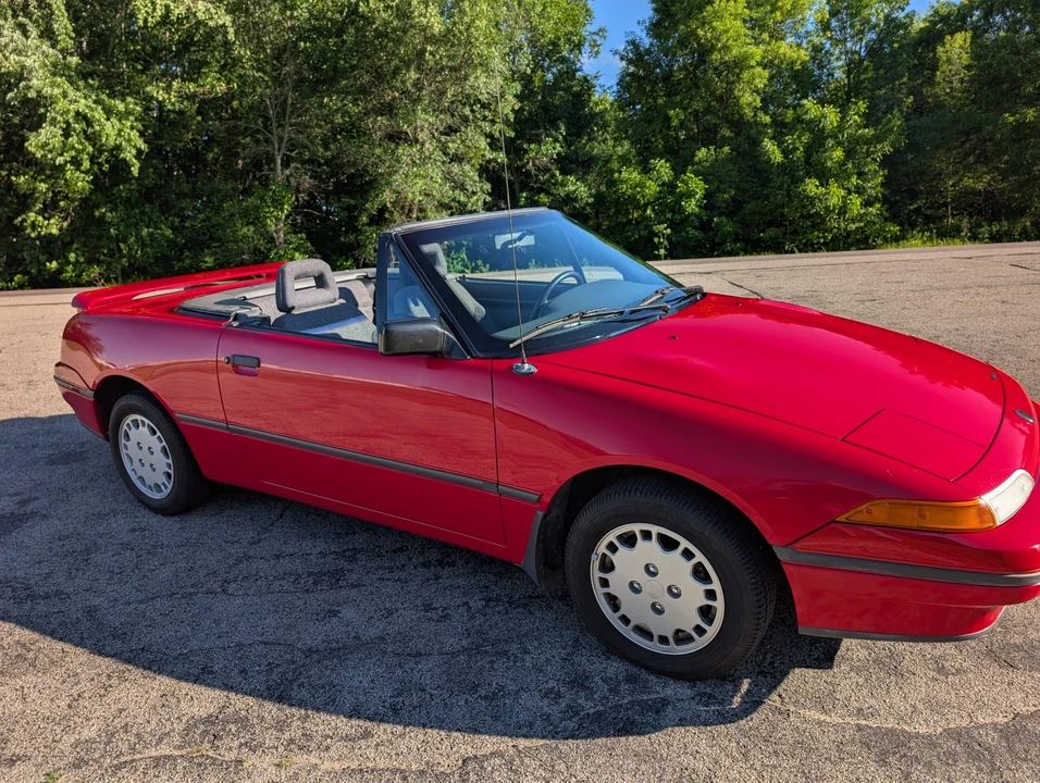1991 Mercury Capri - Image 2 of 31
