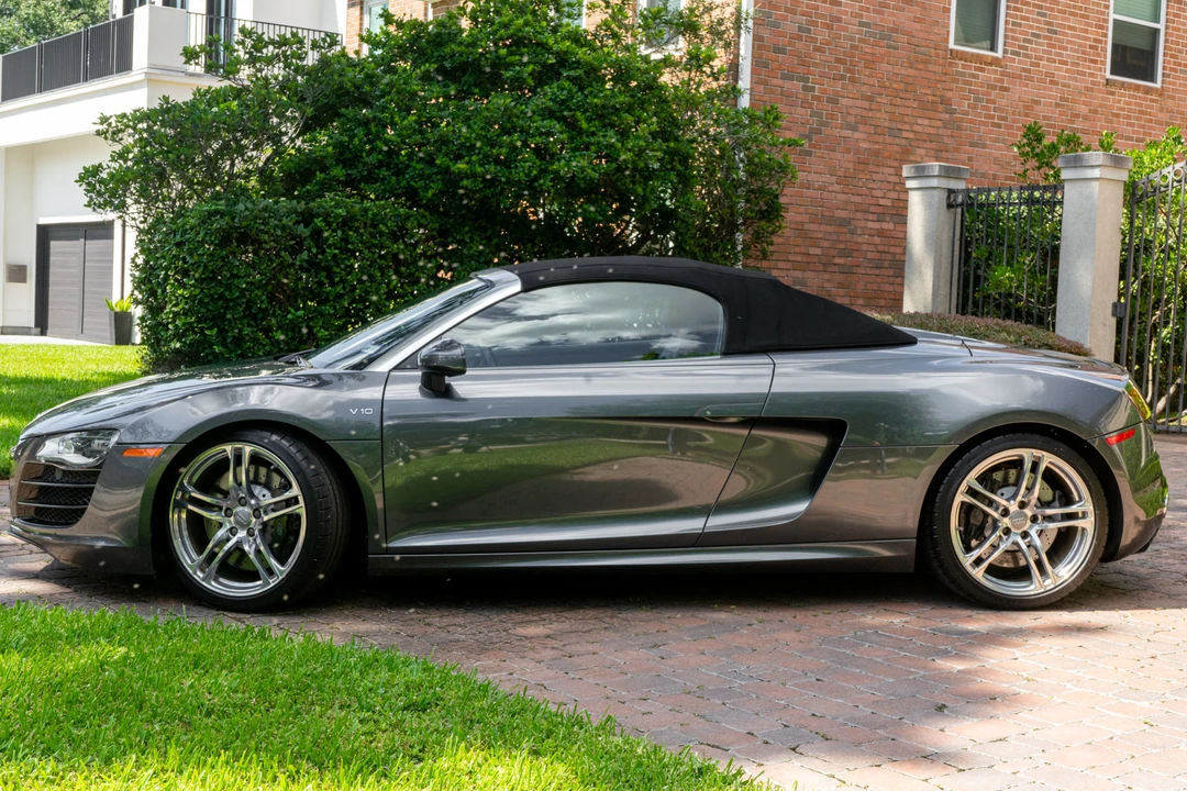 2011 Audi 42 R8 - Image 2 of 31