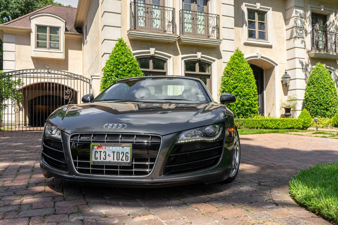 2011 Audi 42 R8 - Image 11 of 31