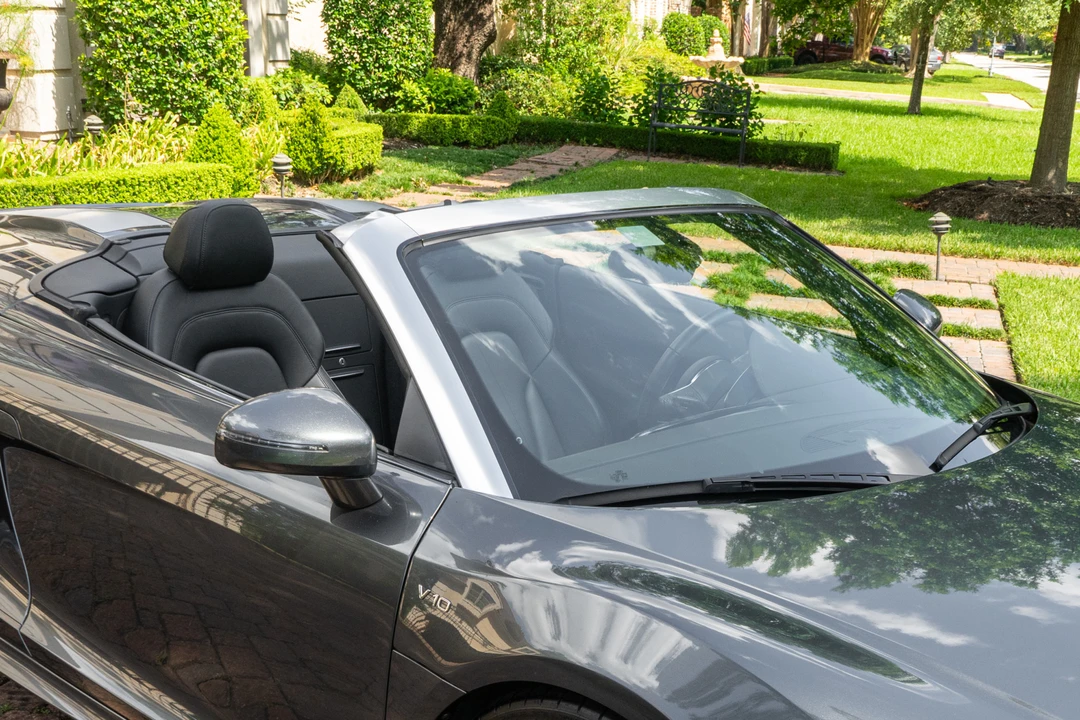 2011 Audi 42 R8 - Image 12 of 31