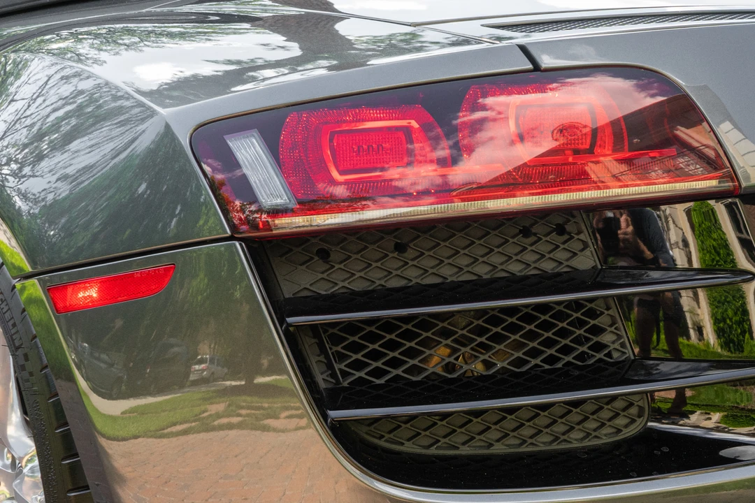 2011 Audi 42 R8 - Image 25 of 31