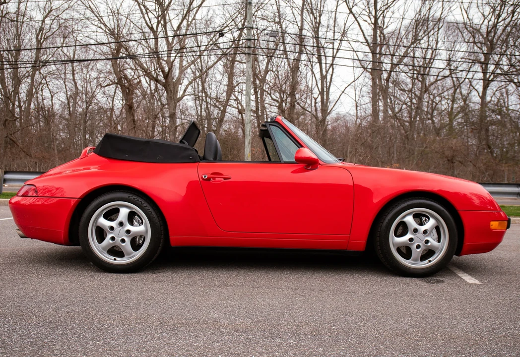 1996 Porsche 993 Carrera 4 - Image 28 of 31