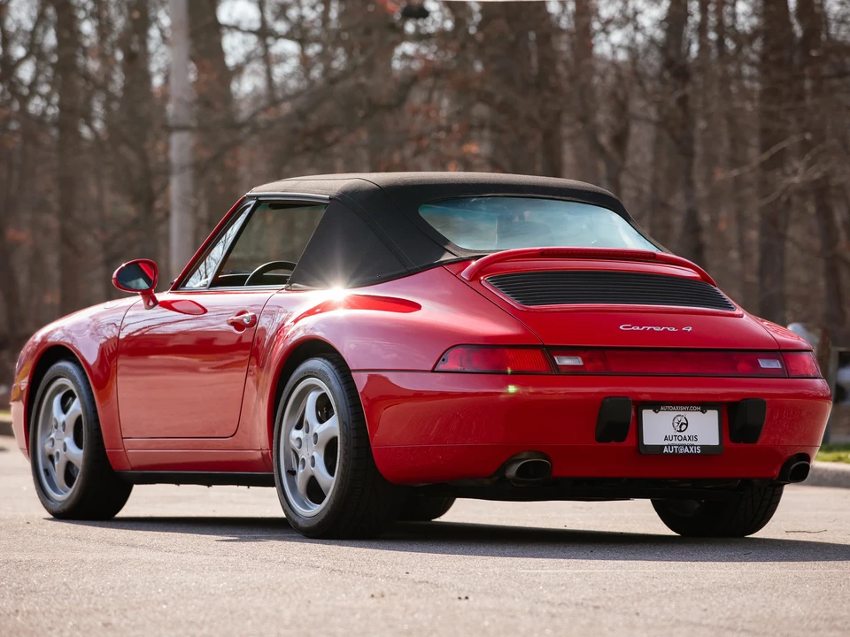 1996 Porsche 993 Carrera 4 - Image 15 of 31