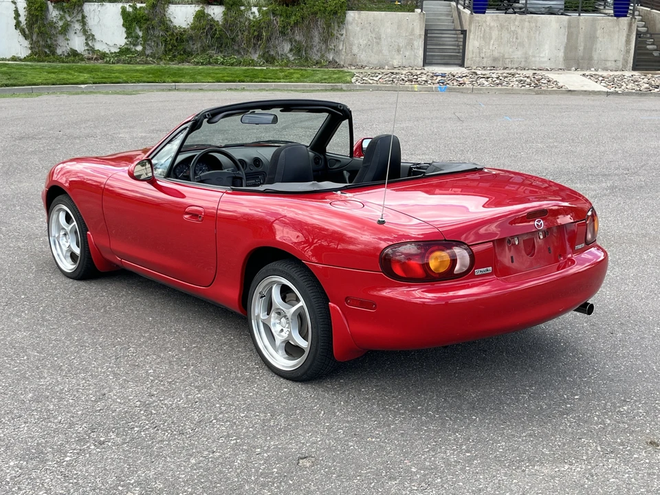 1999 Mazda NB MX-5 Miata - Image 14 of 31