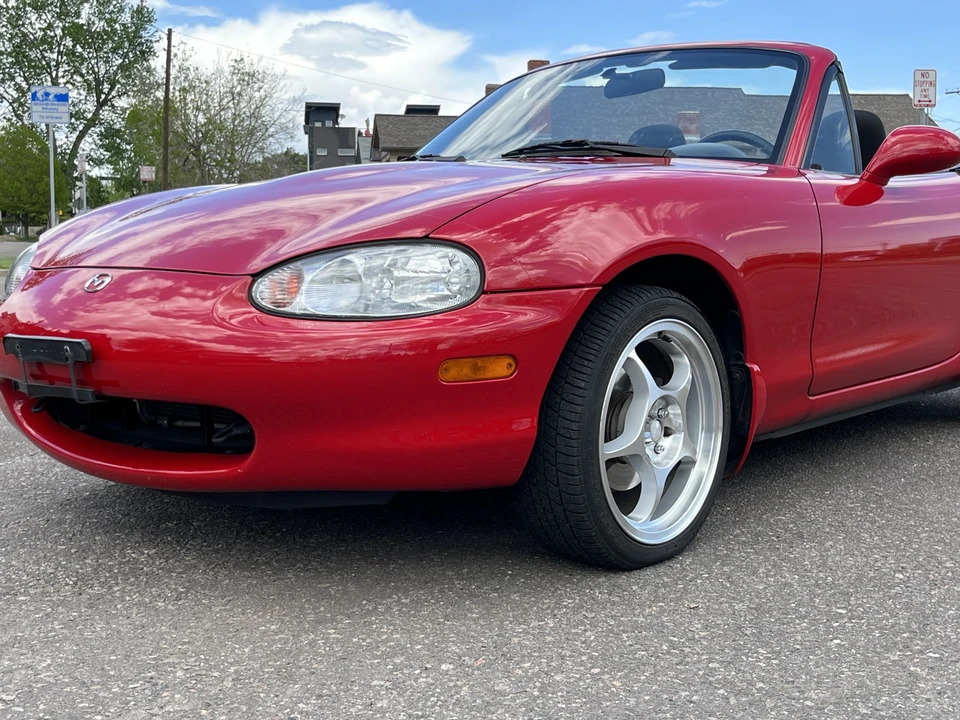 1999 Mazda NB MX-5 Miata - Image 18 of 31