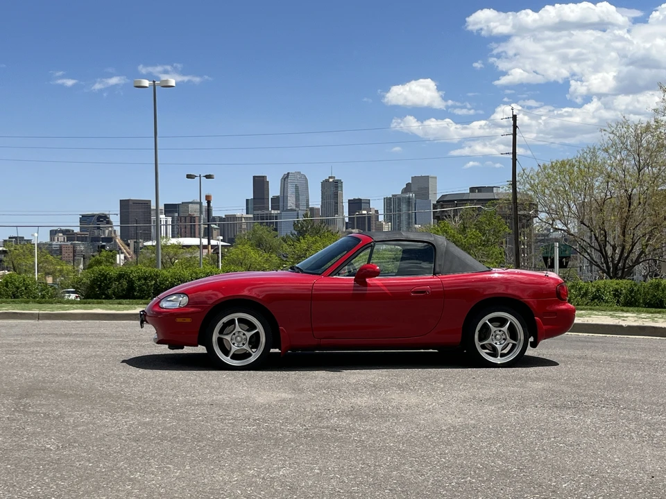 1999 Mazda NB MX-5 Miata - Image 28 of 31