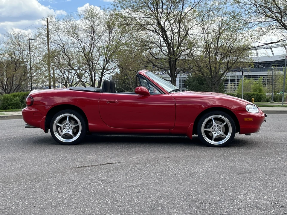 1999 Mazda NB MX-5 Miata - Image 4 of 31