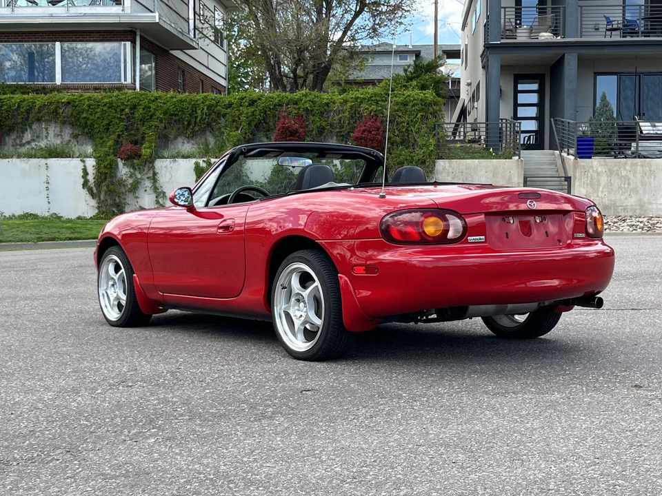 1999 Mazda NB MX-5 Miata - Image 8 of 31