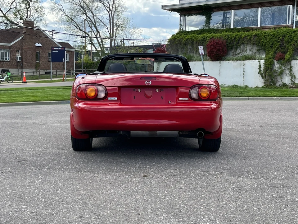 1999 Mazda NB MX-5 Miata - Image 9 of 31