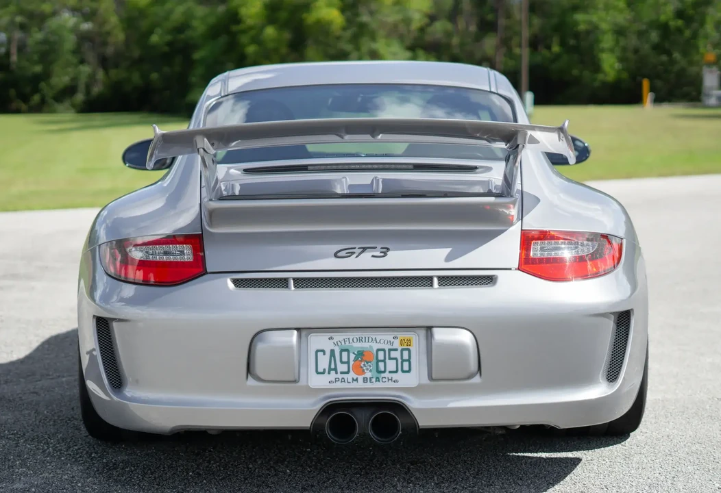 2010 Porsche 997 GT3 - Image 5 of 6