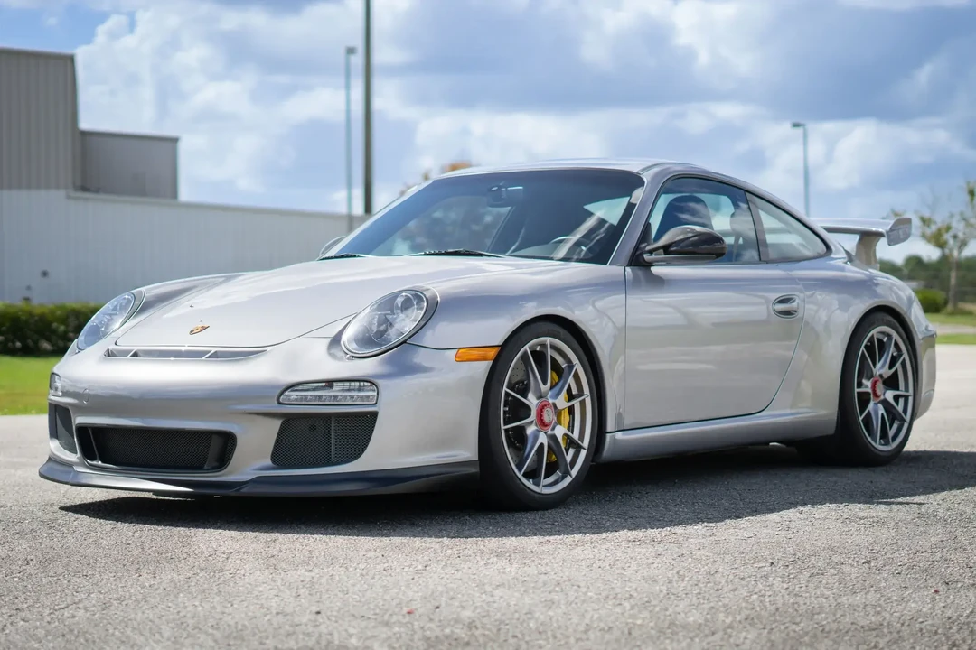2010 Porsche 997 GT3 - Image 2 of 6