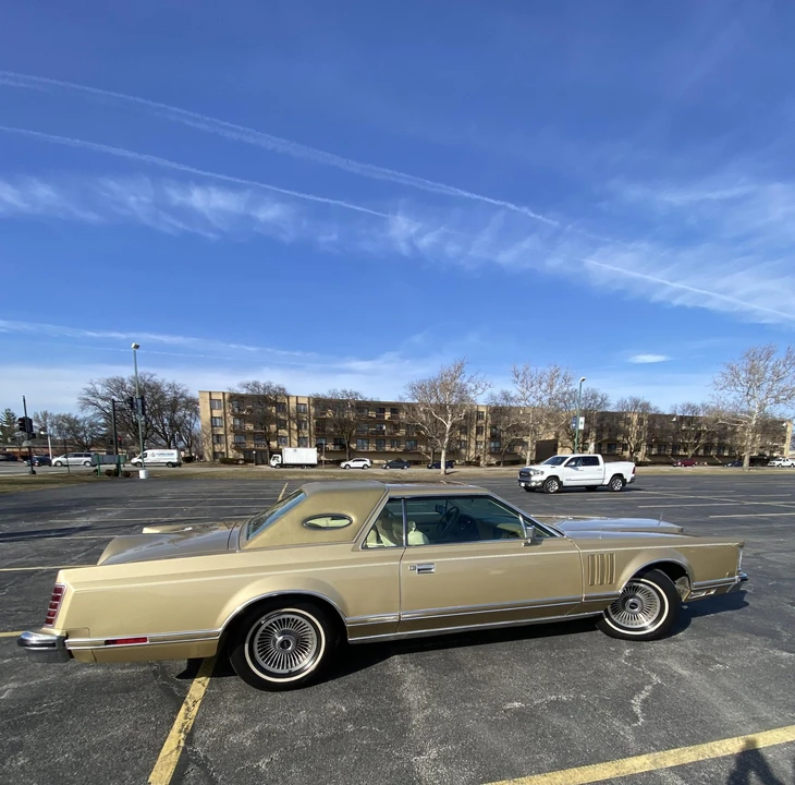 1979 Lincoln Continental Mark V - Image 10 of 31