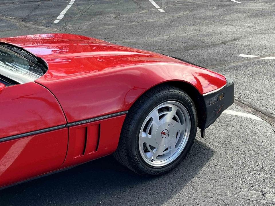 1989 Chevrolet Corvette C4 - Image 15 of 31