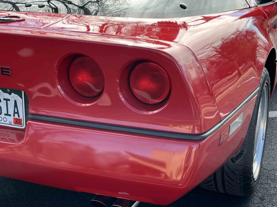 1989 Chevrolet Corvette C4 - Image 24 of 31