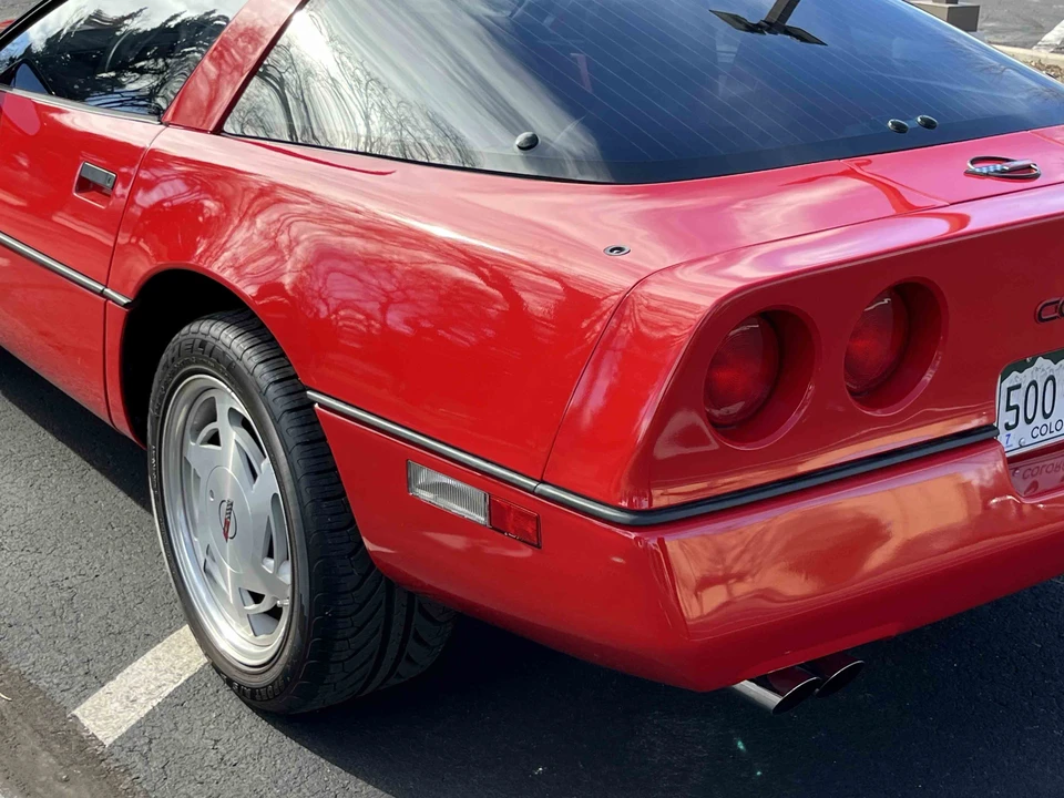1989 Chevrolet Corvette C4 - Image 28 of 31