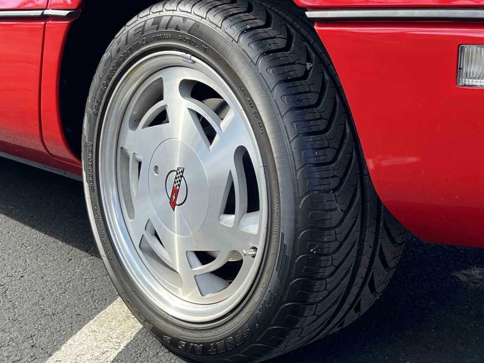 1989 Chevrolet Corvette C4 - Image 30 of 31