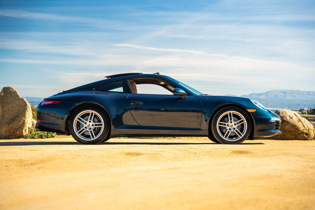 2013 Porsche 991 Carrera - Image 21 of 31