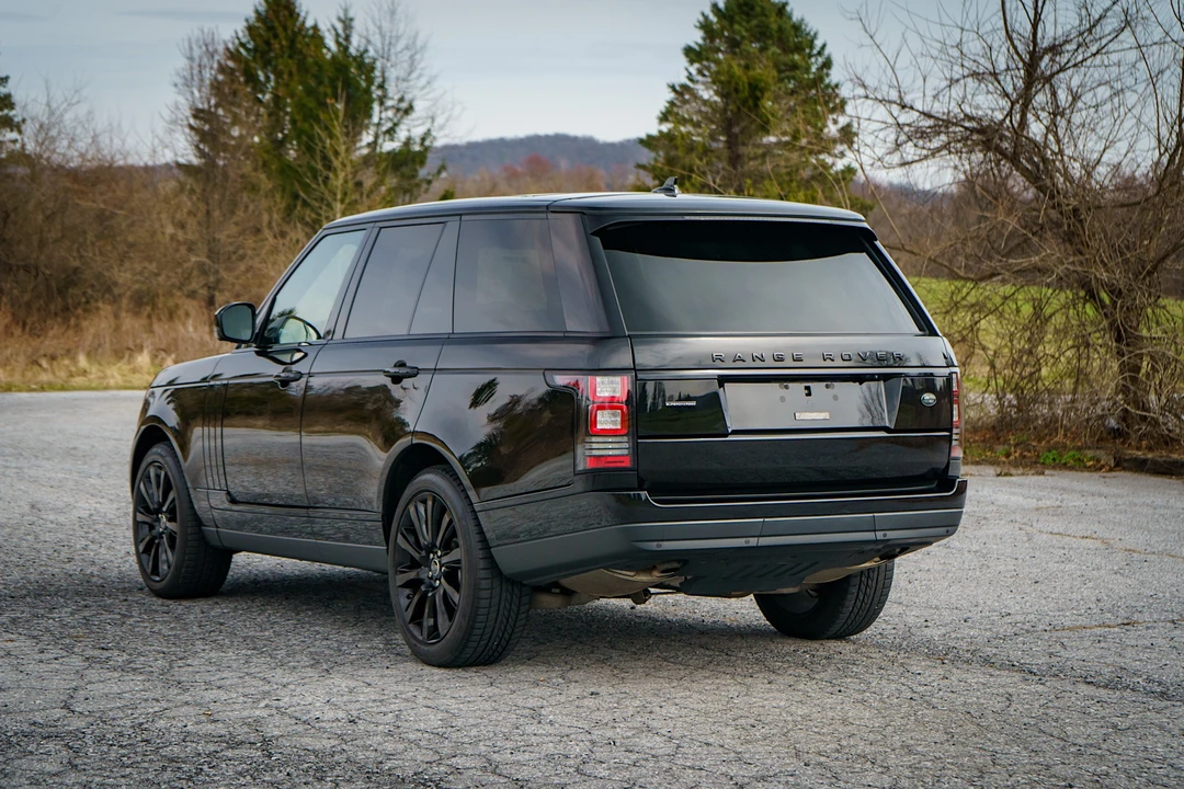 2016 Land Rover Range Rover L405 - Image 15 of 31