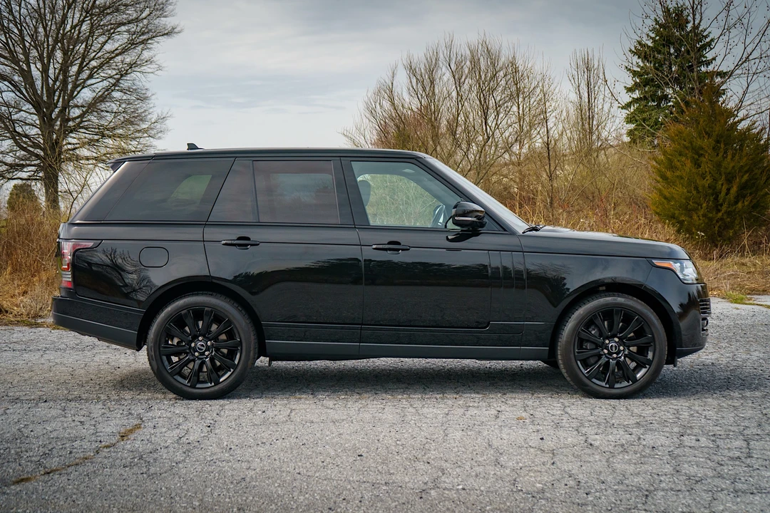 2016 Land Rover Range Rover L405 - Image 10 of 31