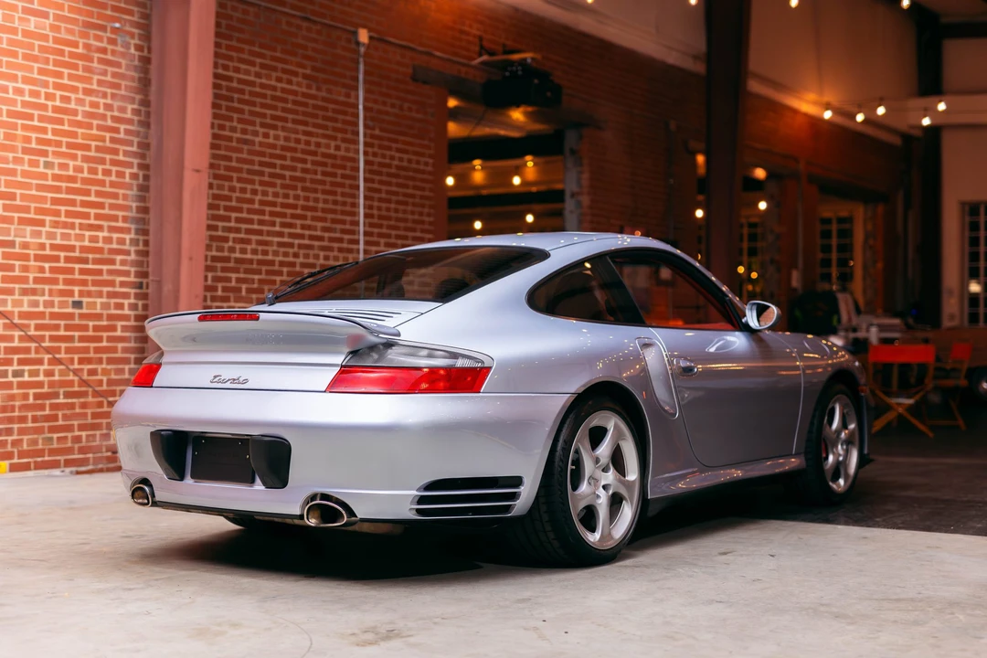 2001 Porsche 996 Turbo - Image 14 of 31