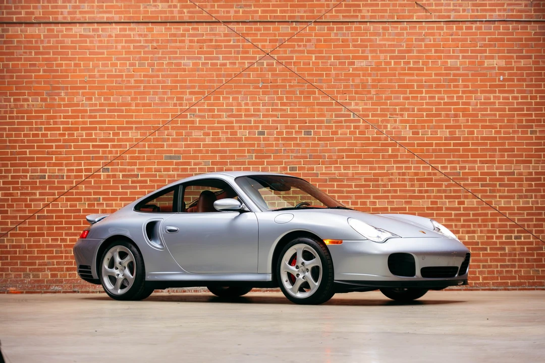 2001 Porsche 996 Turbo - Image 9 of 31