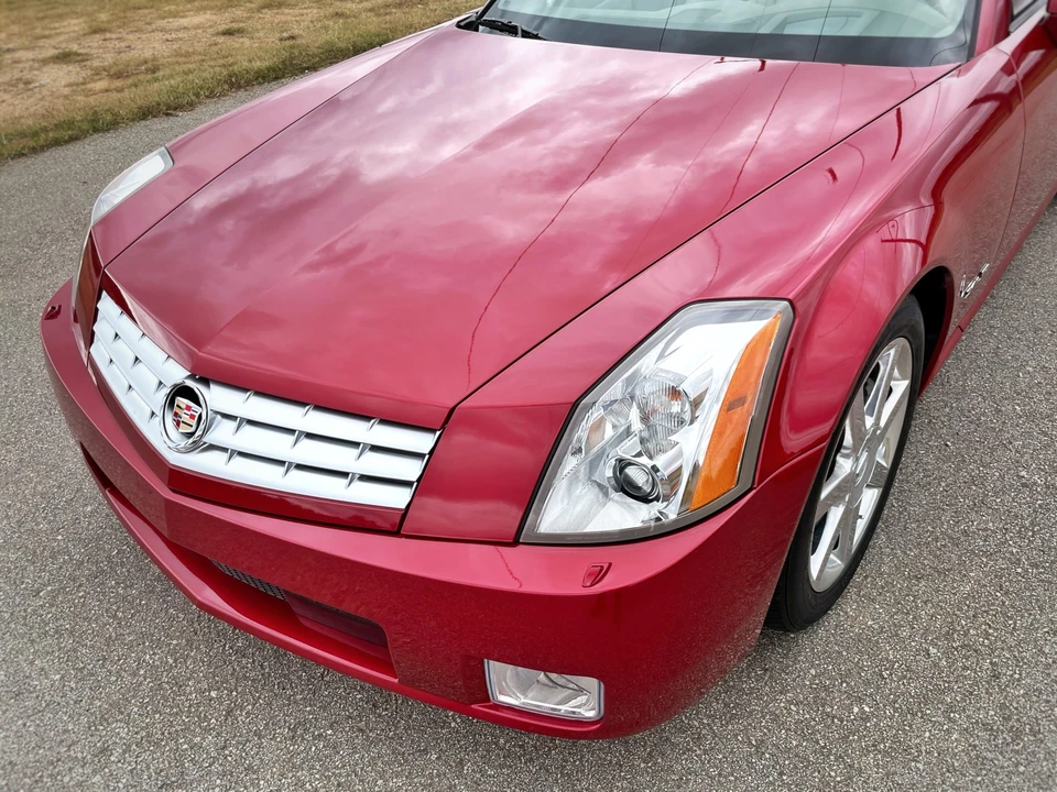 2004 Cadillac XLR - Image 18 of 31