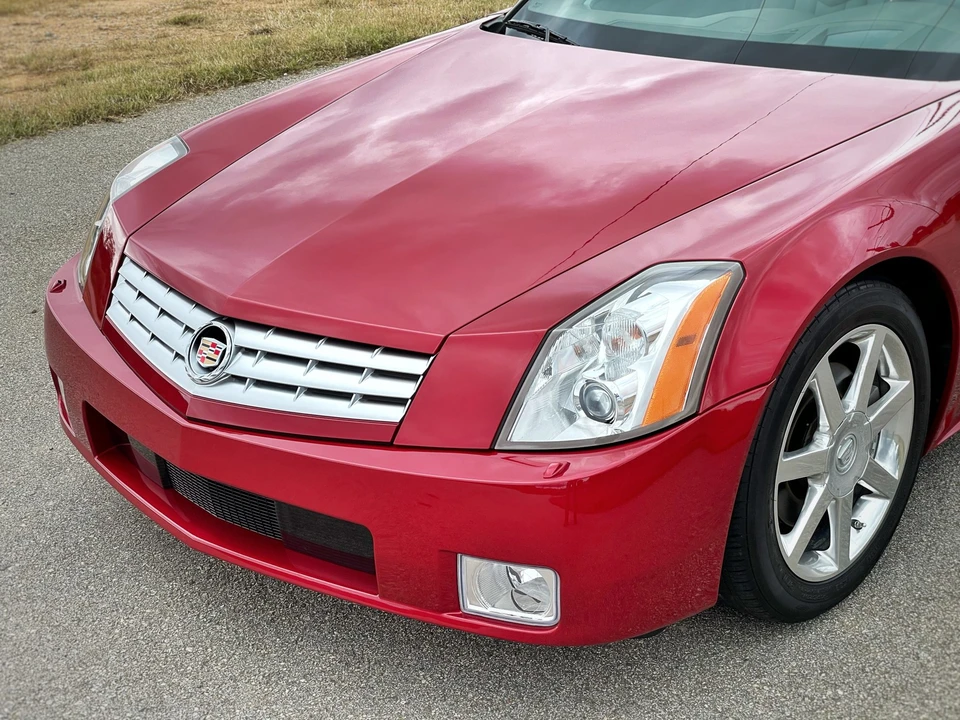 2004 Cadillac XLR - Image 17 of 31