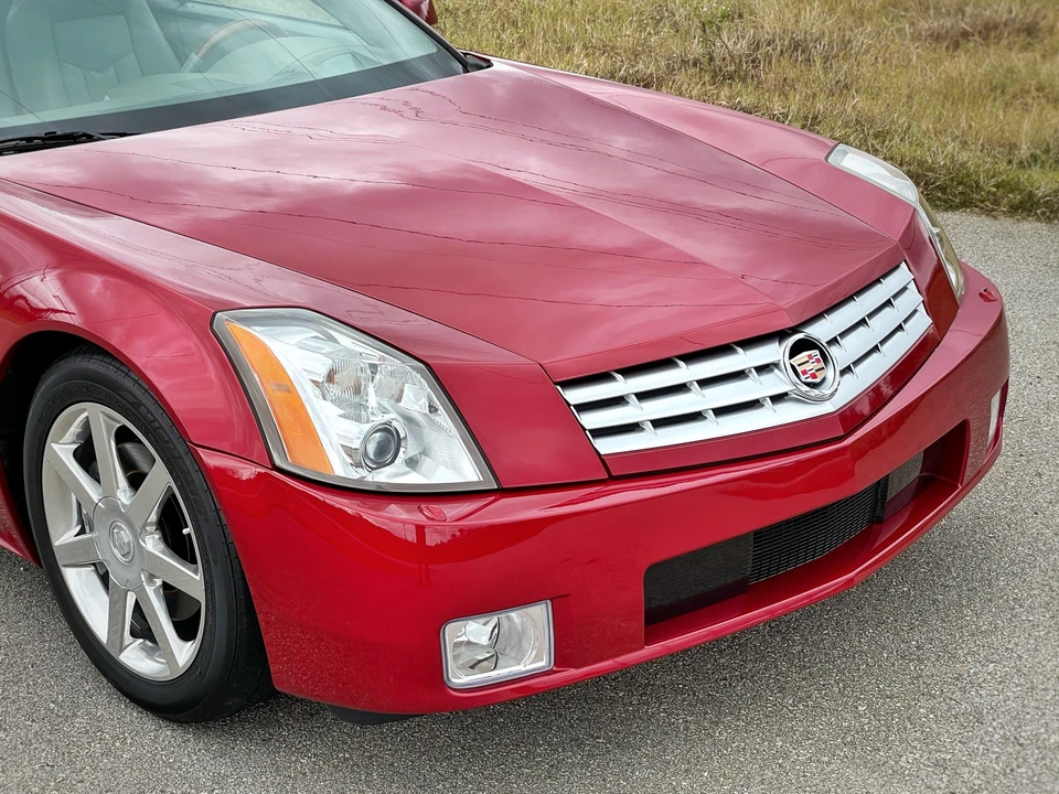 2004 Cadillac XLR - Image 20 of 31