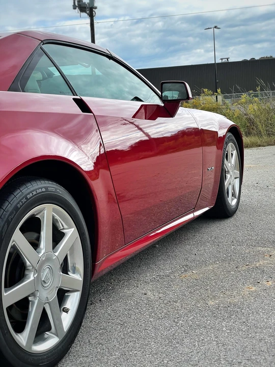 2004 Cadillac XLR - Image 28 of 31