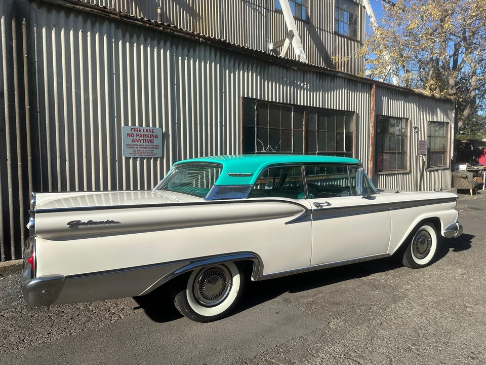 1959 Ford Galaxie 1st Gen - Image 23 of 31