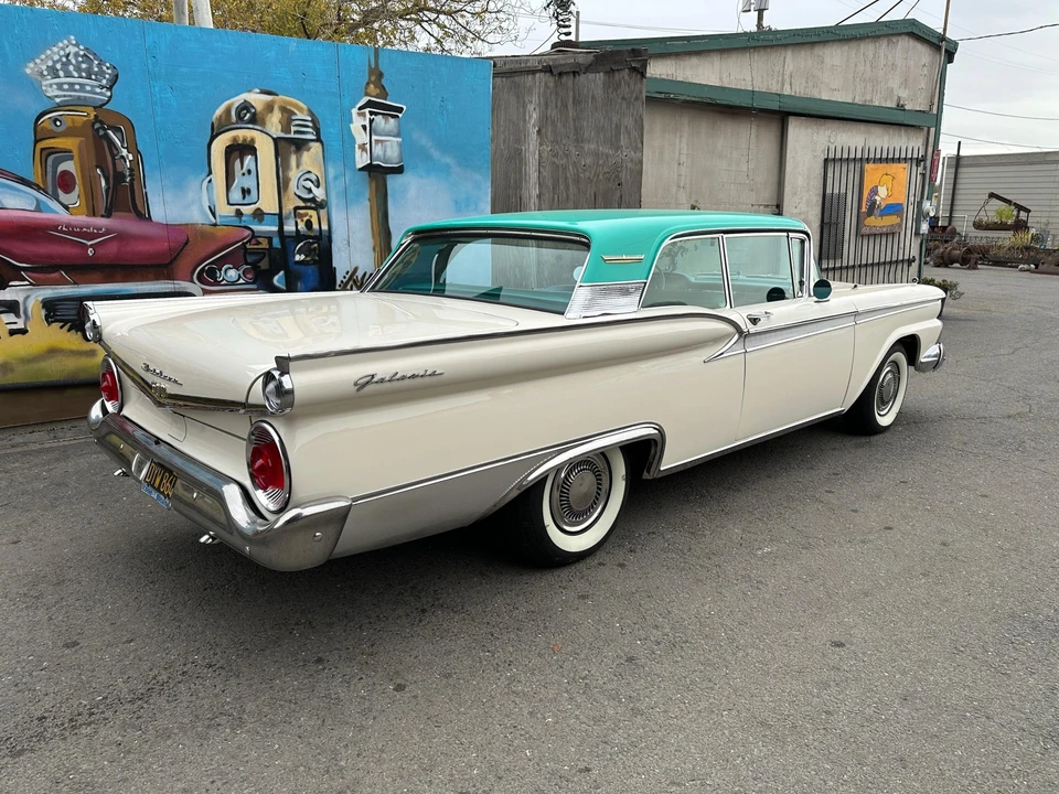 1959 Ford Galaxie 1st Gen - Image 11 of 31
