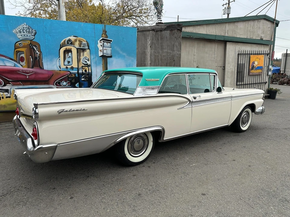 1959 Ford Galaxie 1st Gen - Image 10 of 31