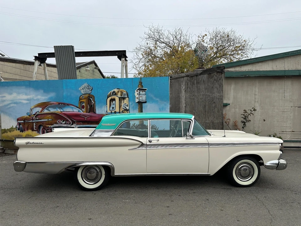 1959 Ford Galaxie 1st Gen - Image 9 of 31