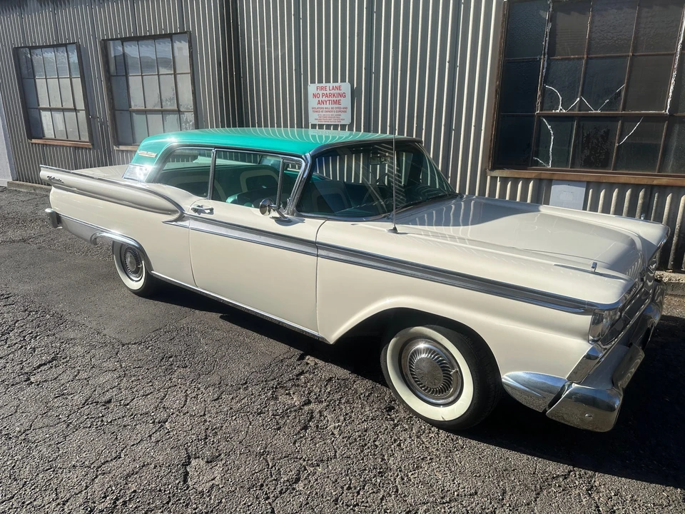1959 Ford Galaxie 1st Gen - Image 20 of 31