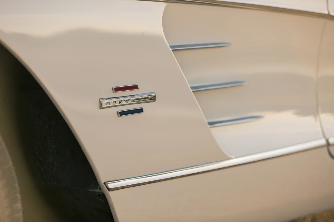 1961 Chevrolet Corvette C1 - Image 12 of 31