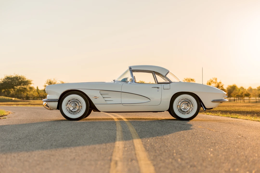 1961 Chevrolet Corvette C1 - Image 6 of 31