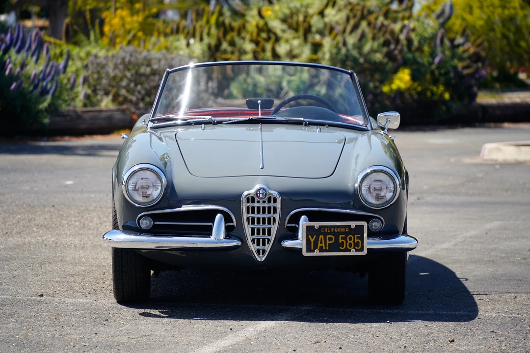 1962 Alfa Romeo Giulietta - Image 17 of 31