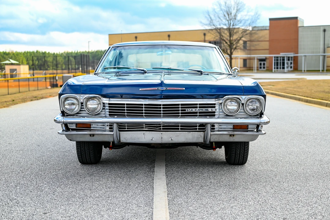 1965 Chevrolet Impala SS 4th Gen - Image 9 of 31