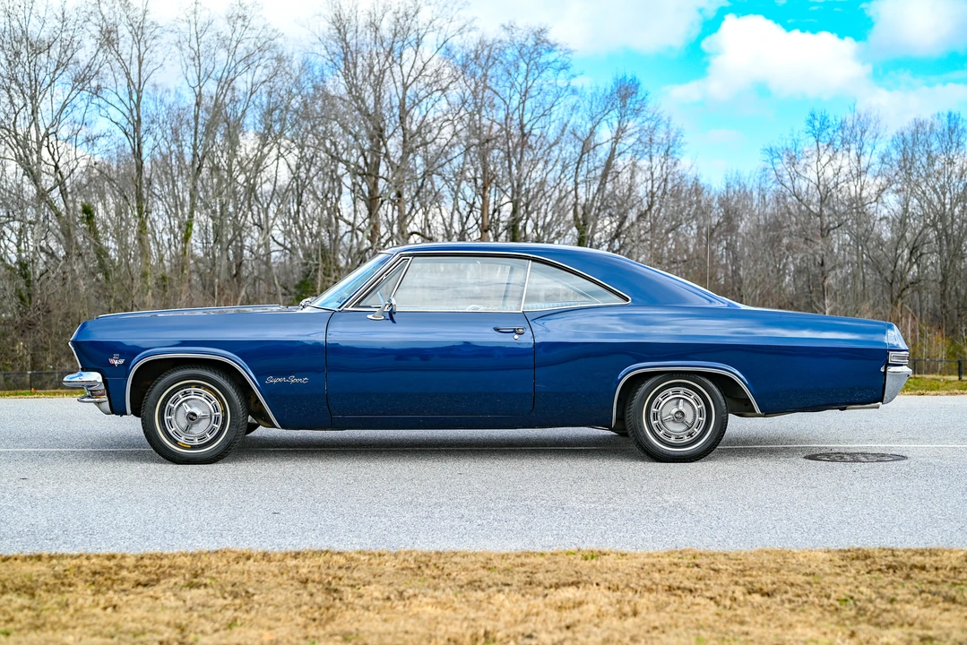 1965 Chevrolet Impala SS 4th Gen - Image 22 of 31