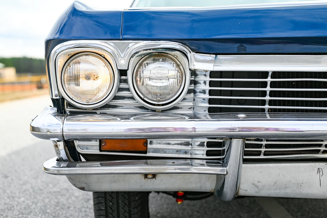 1965 Chevrolet Impala SS 4th Gen - Image 25 of 31
