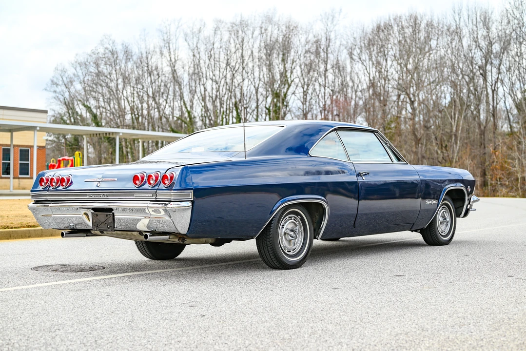 1965 Chevrolet Impala SS 4th Gen - Image 14 of 31
