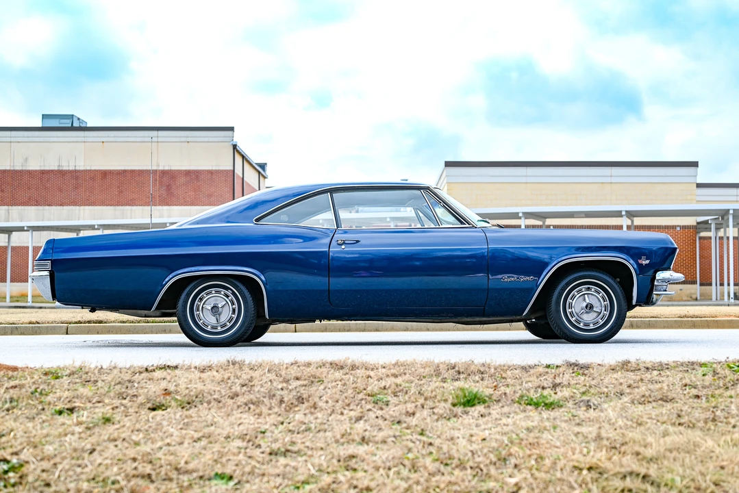 1965 Chevrolet Impala SS 4th Gen - Image 13 of 31