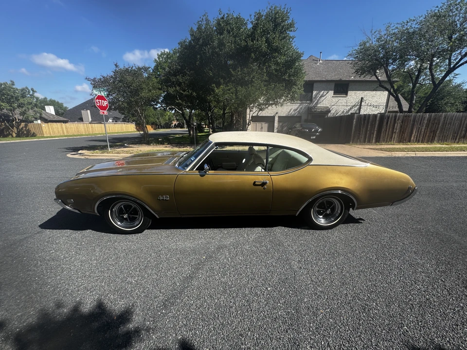 1969 Oldsmobile 442 2nd Gen - Image 12 of 31