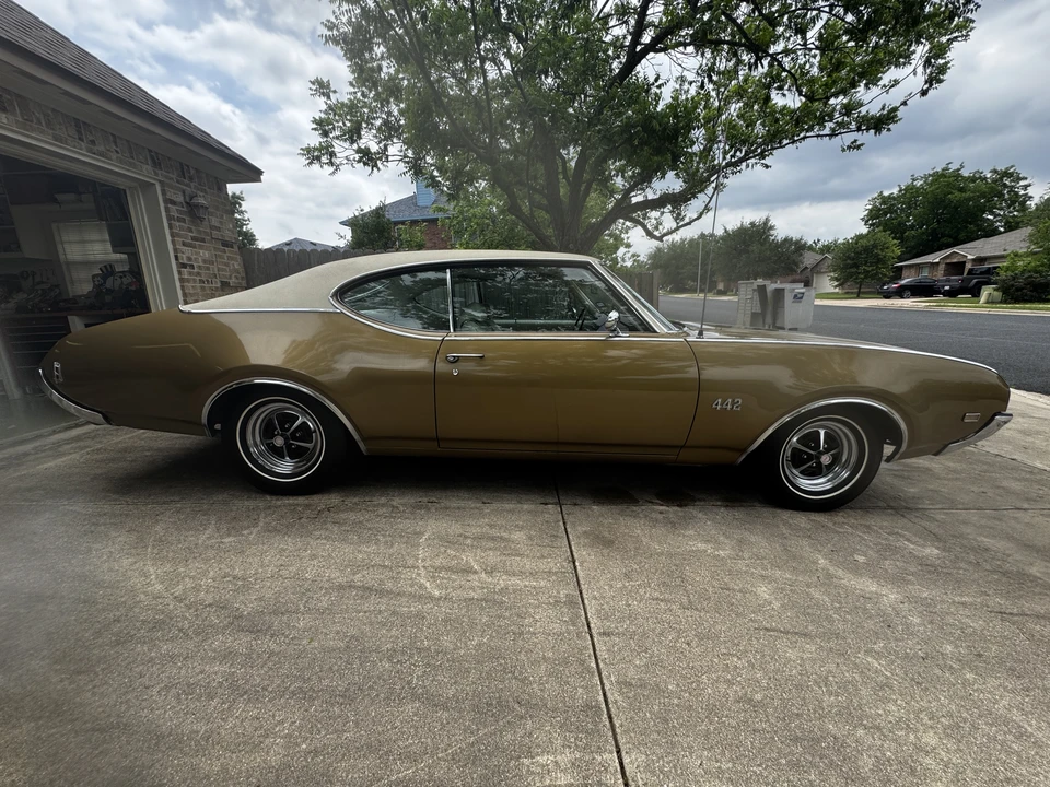 1969 Oldsmobile 442 2nd Gen - Image 18 of 31